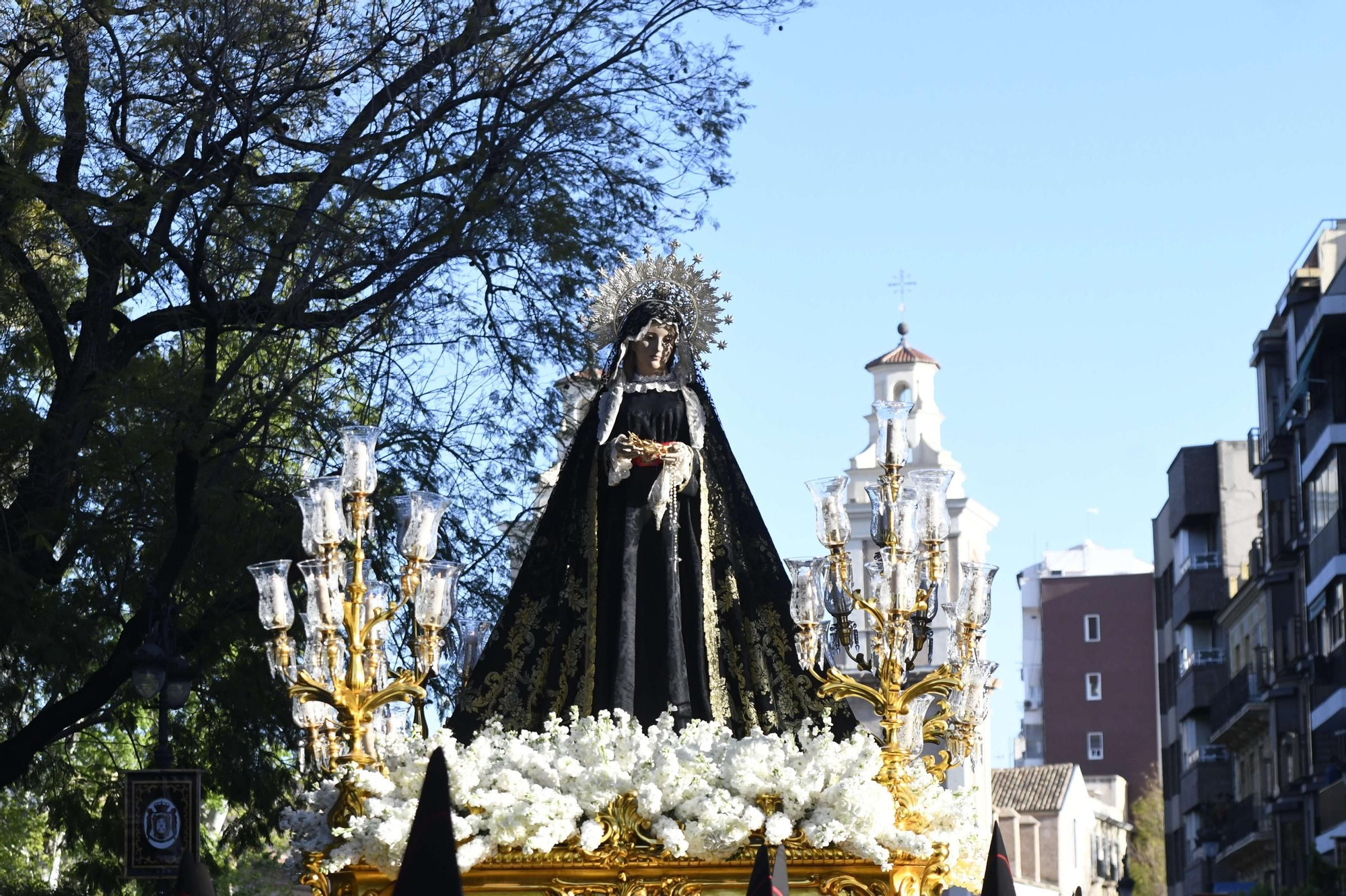 Procesión de la Soledad del Calvario en la Semana Santa de Murcia 2025.