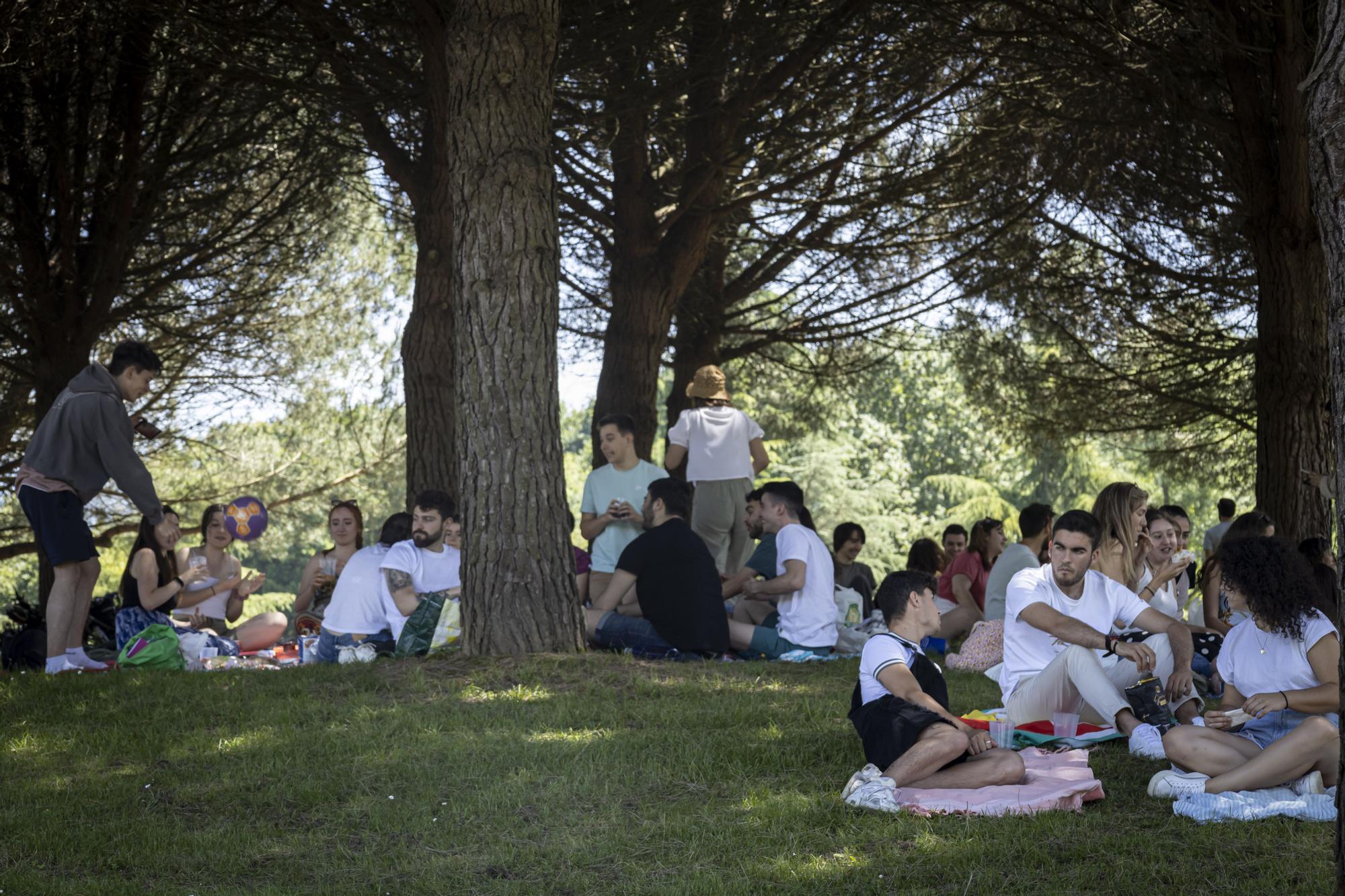 Martes de Campo: los ovetenses comienzan la fiesta