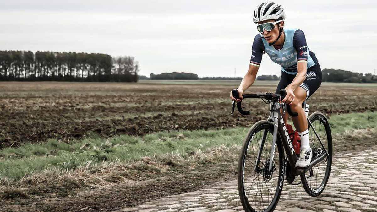 Elisabeth Deignan, en la París-Roubaix femenina