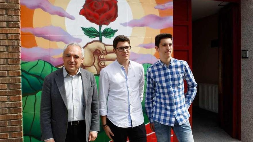 Rafael Simancas, ayer en Zamora con Iván Casado y Álvaro Furones.