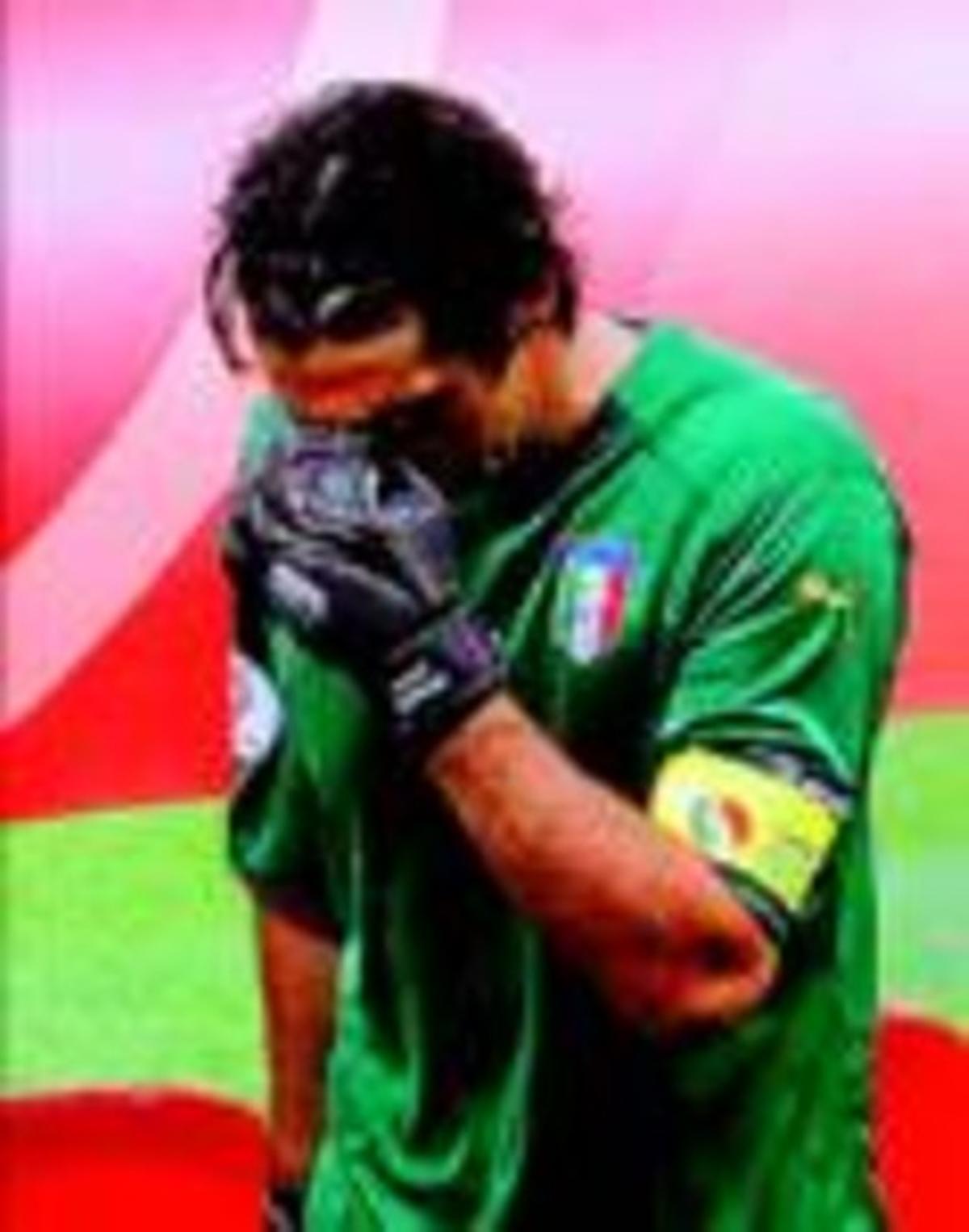 Buffon, ahir a la nit a Viena. Buffon, ahir a la nit a Viena.