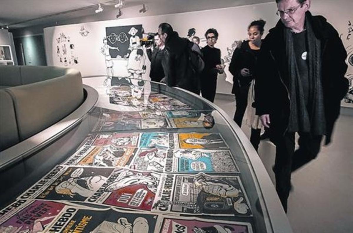 Una imagen de la exposición que el Festival Internacional del Cómic de Angulema dedica a la revista satírica 'Charlie Hebdo'.