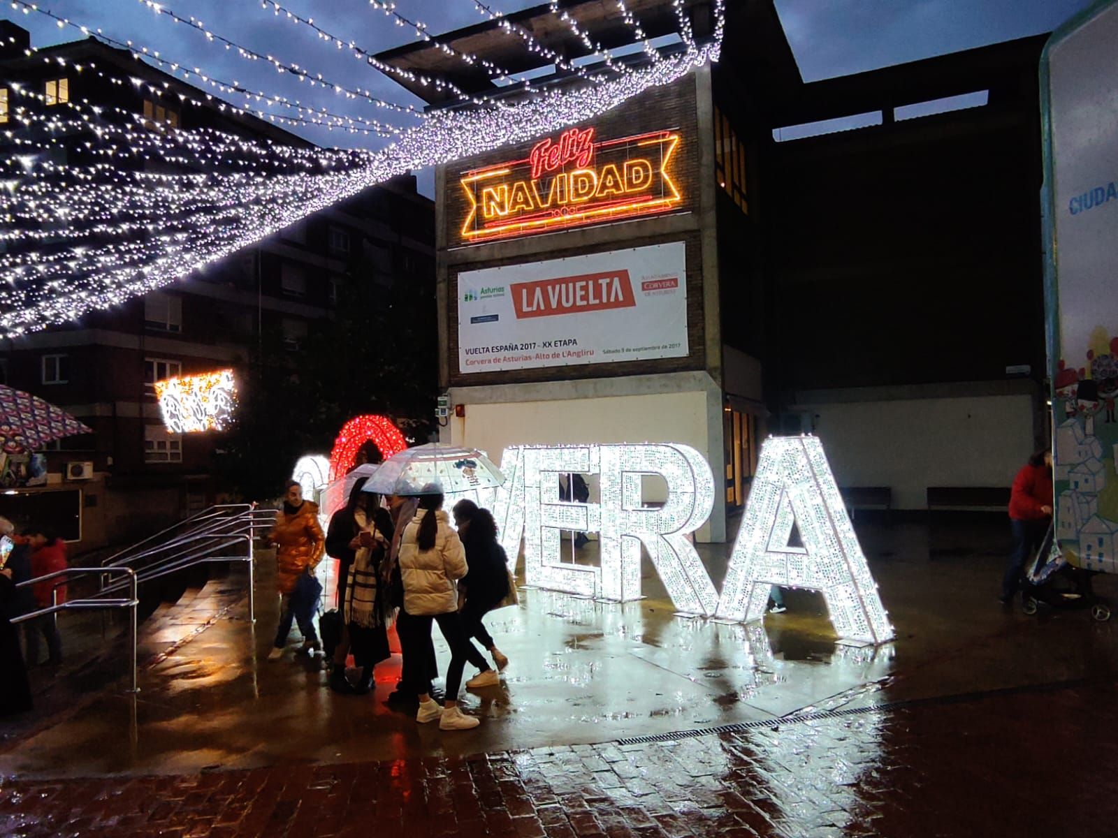 EN IMÁGENES: El encendido navideño en Las Vegas (Corvera)