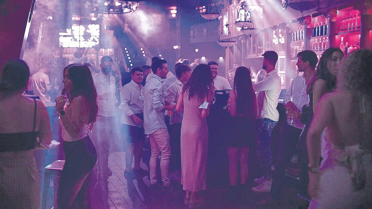Un convenio con el Ministerio de Igualdad permitirá implantar puntos violetas en pubs y discotecas.