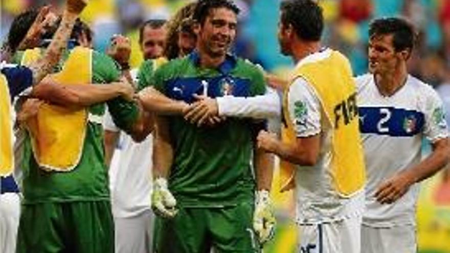 El porter italià Gianluigi Buffon va ser el gran protagonista.