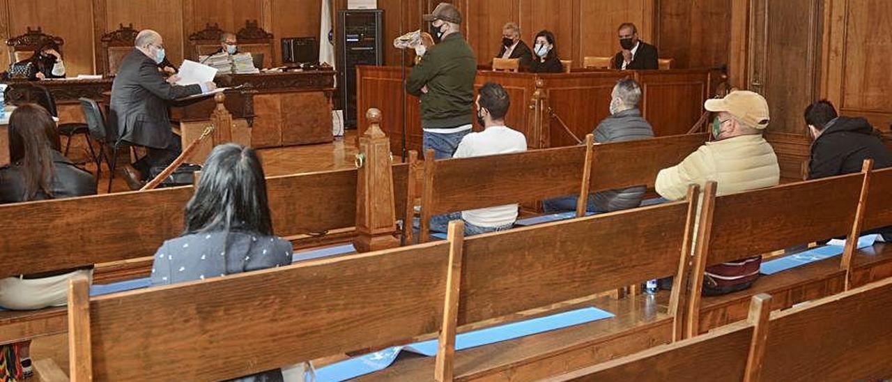 Los acusados durante el juicio ayer en la Audiencia.