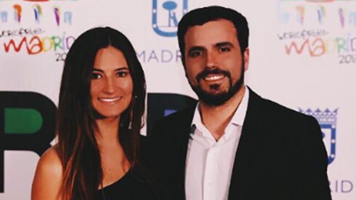 Alberto Garzón y Anna Ruiz.