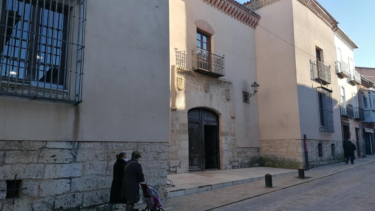Palacio que alberga la Casa Municipal de Cultura de Toro