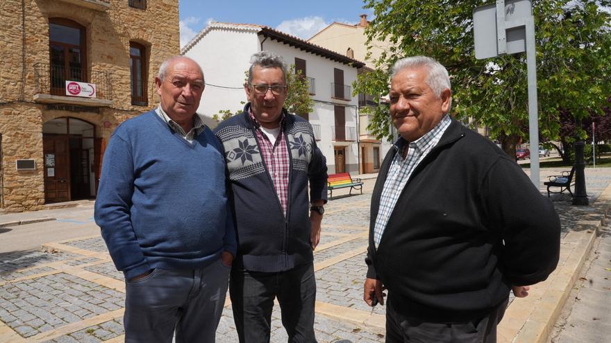 Vídeo: Vecinos de Vilafranca analizan el cierre de Marie Claire