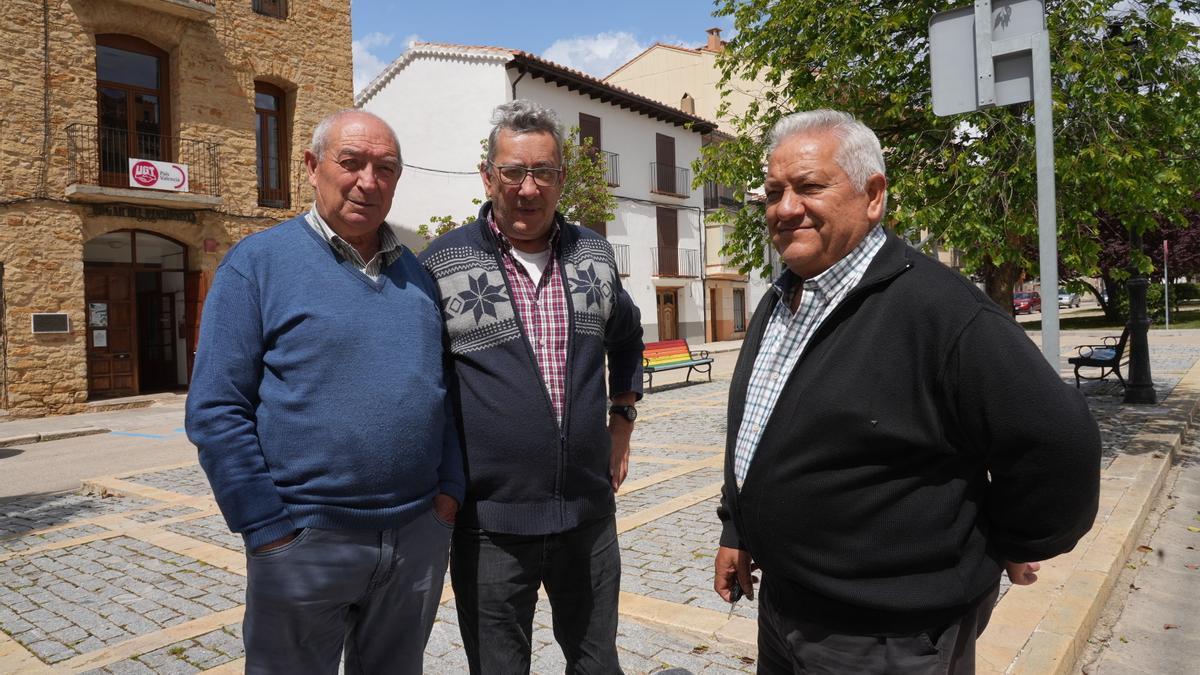Vecinos de Vilafranca analizan el cierre de Marie Claire