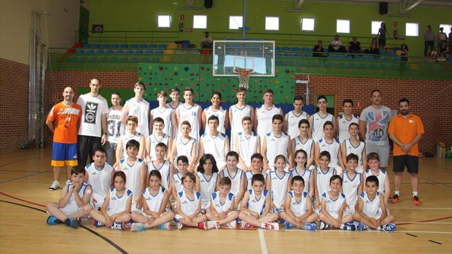 La escuela de baloncesto Jesús Cilla comienza una nueva temporada