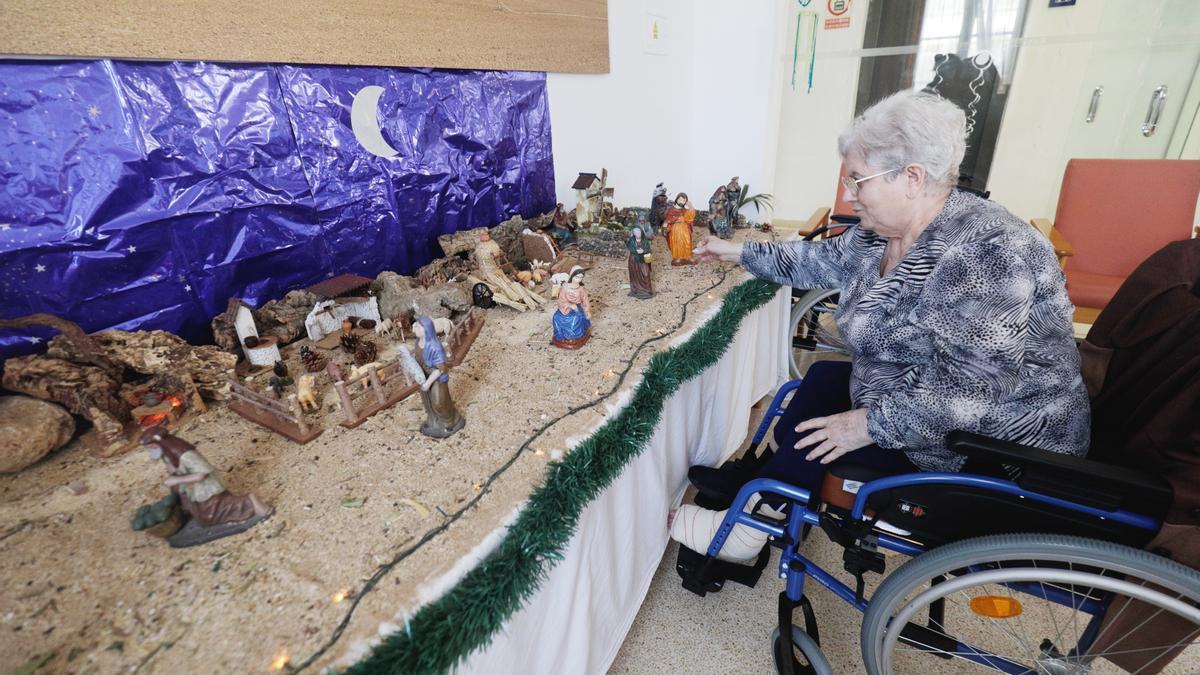 PREPARATIVOS PARA NAVIDAD EN LA RESIDENCIA HUIALFAS. 