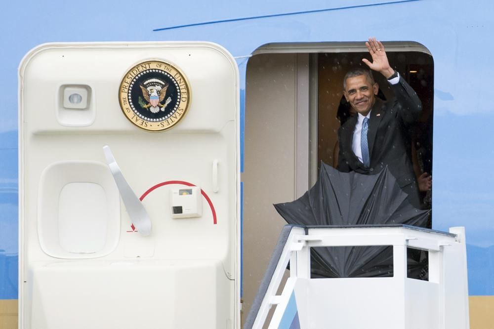 Barack Obama llega a Cuba para una vista histórica