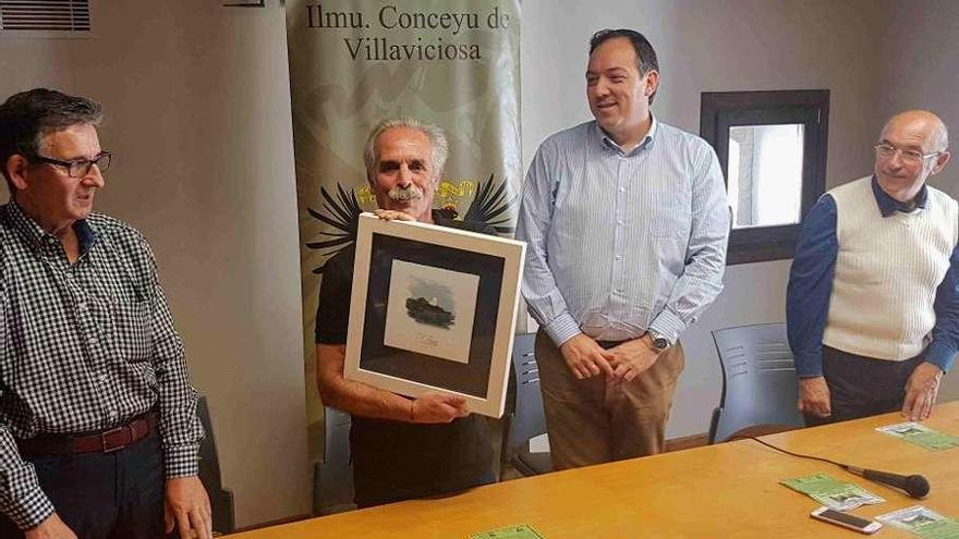 Homenaje en Villaviciosa al pintor Pepe Cuadra