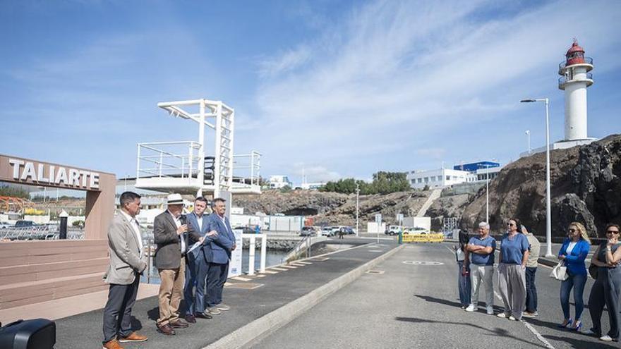 El puerto de Taliarte, en Telde, estrena etapa: nueva rampa, grúa, baños públicos y más seguridad