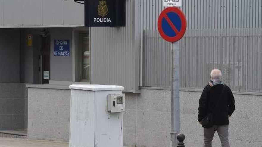 Oficina de Denuncias de la policía en Lonzas.