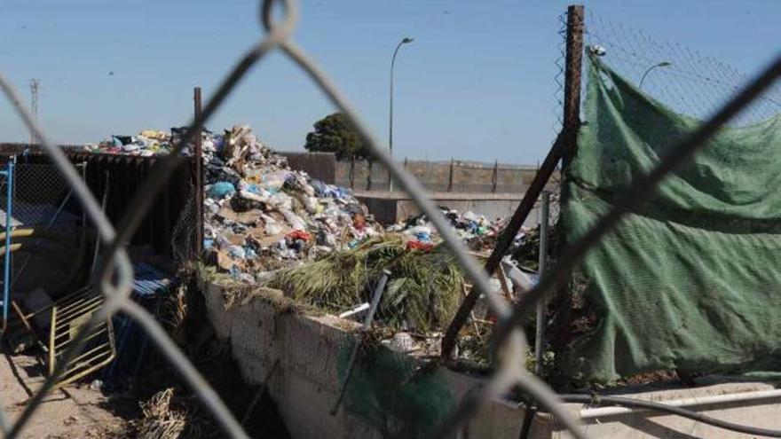 Imagen de la planta de transferencia de basuras de Torrevieja.