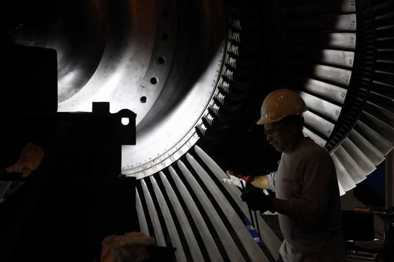 Obras de mantenimiento en la térmica de Aboño