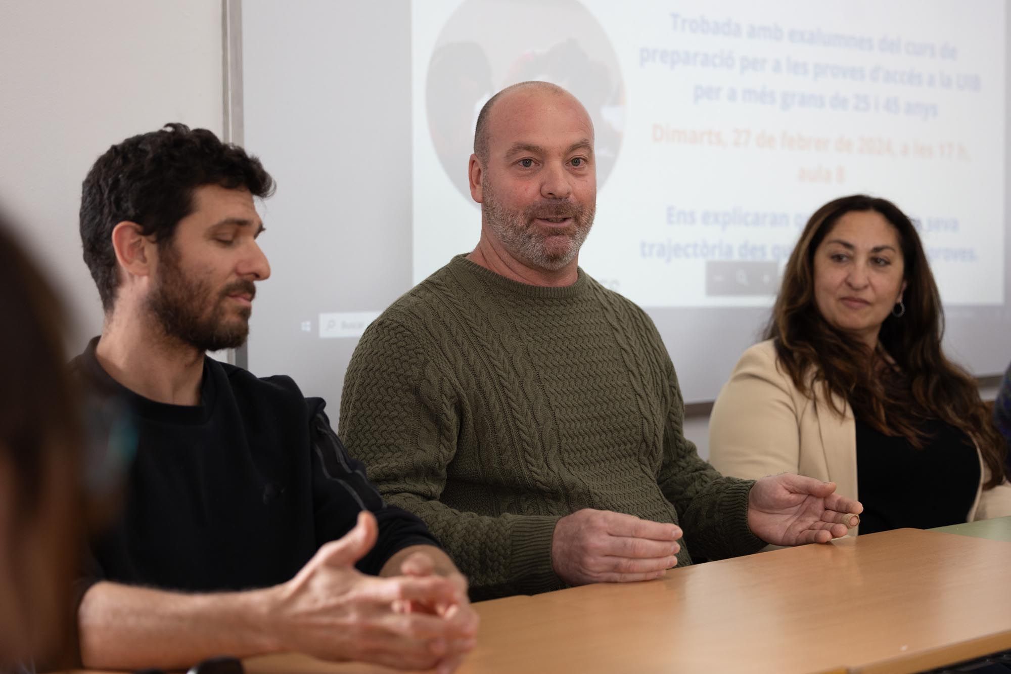 Exalumnos del curso de preparación de la prueba de acceso a la universidad para mayores de 25 y de 45 años cuentan su experiencia