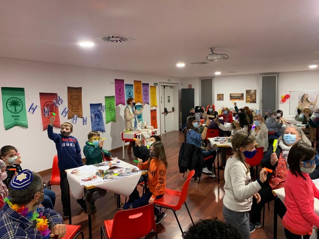 FOTOGALERÍA | Los judíos de Zaragoza celebran la fiesta de Purim 2022