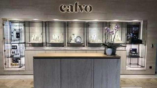 Imagen del interior de la nueva tienda de Joyería Calvo.