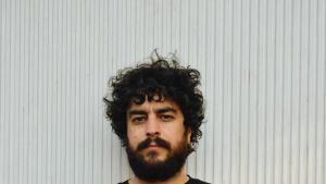 El escritor Luis Mario, autor de Libro azul con mosca.