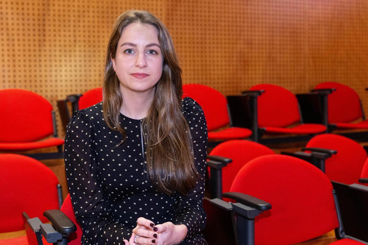 Helena Rouco, investigadora del grupo I+DFarma de la Facultad de Farmacia y del iMatus de la Universidade de Santiago.