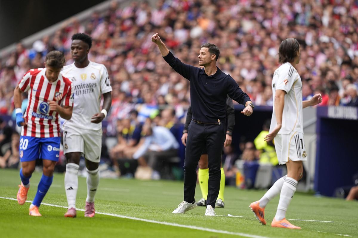 Xabi Alonso, head coach of Real Madrid, gestures during the Spanish League, LaLiga EA Sports, football match played between Atletico de Madrid and Real Madrid at Riyadh Air Metropolitano stadium on September 27, 2025, in Madrid, Spain. AFP7 27/09/2025 ONLY FOR USE IN SPAIN. Oscar J. Barroso / AFP7 / Europa Press;2025;SOCCER;SPAIN;SPORT;ZSOCCER;ZSPORT;Atletico de Madrid v Real Madrid - LaLiga EA Sports;