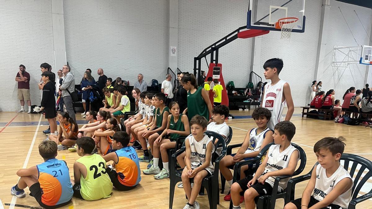 Gran expectación con los partidos organizados por el CLB.