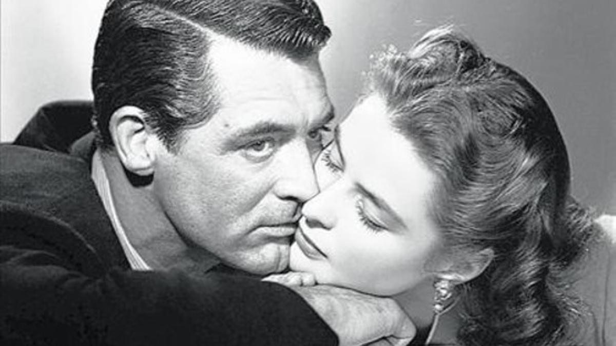 De arriba a abajo: con Humphrey Bogart en 'Casablanca', con Cary Grant en 'Encadenados' y con Liv Ullman en 'Sonata de otoño'.