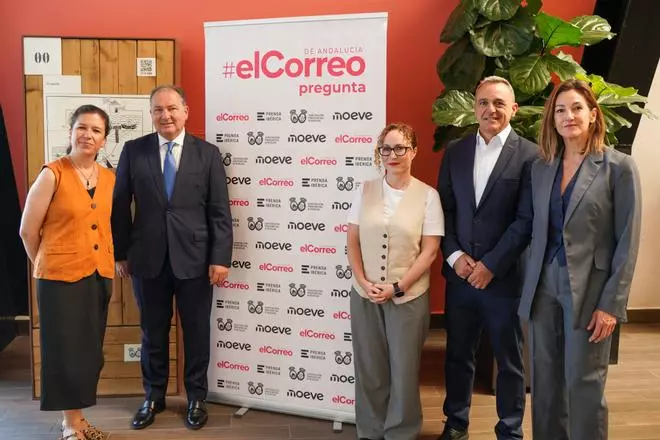 Todas las imágenes de #ElCorreoPregunta con David Toscano, presidente de la Diputación de Huelva