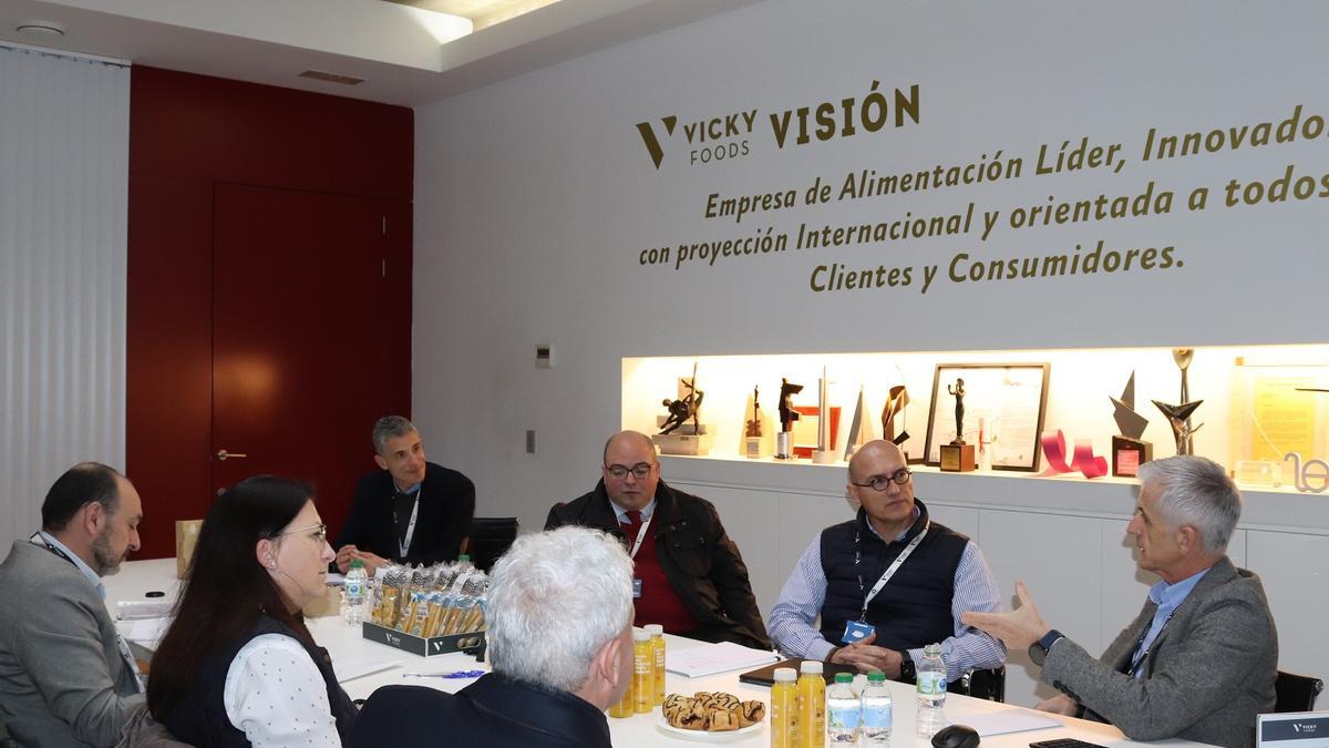 Rafael Juan, CEO de Vicky Foods, durante el encuentro con ingenieros e ingenieras organizado por el COIICV.