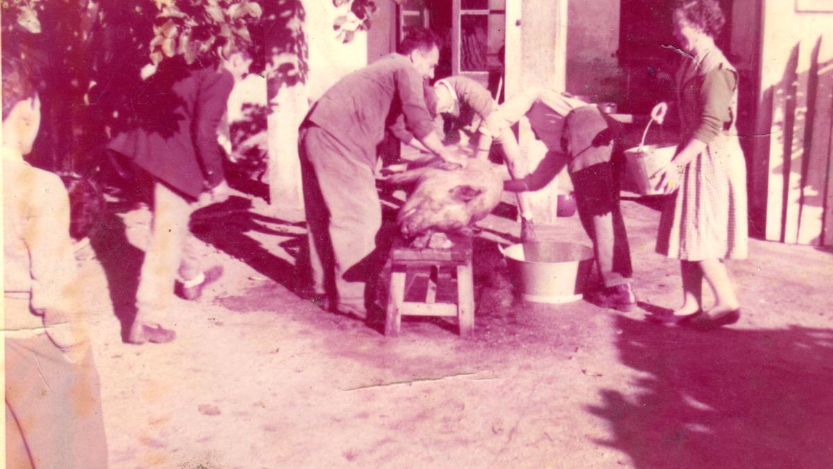 La matanza en O Grove hace casi un siglo ; una de las imágenes que ilustran la publicación.