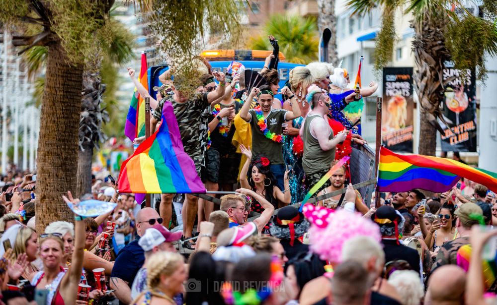 Desfile del Orgullo LGBTI en Benidorm