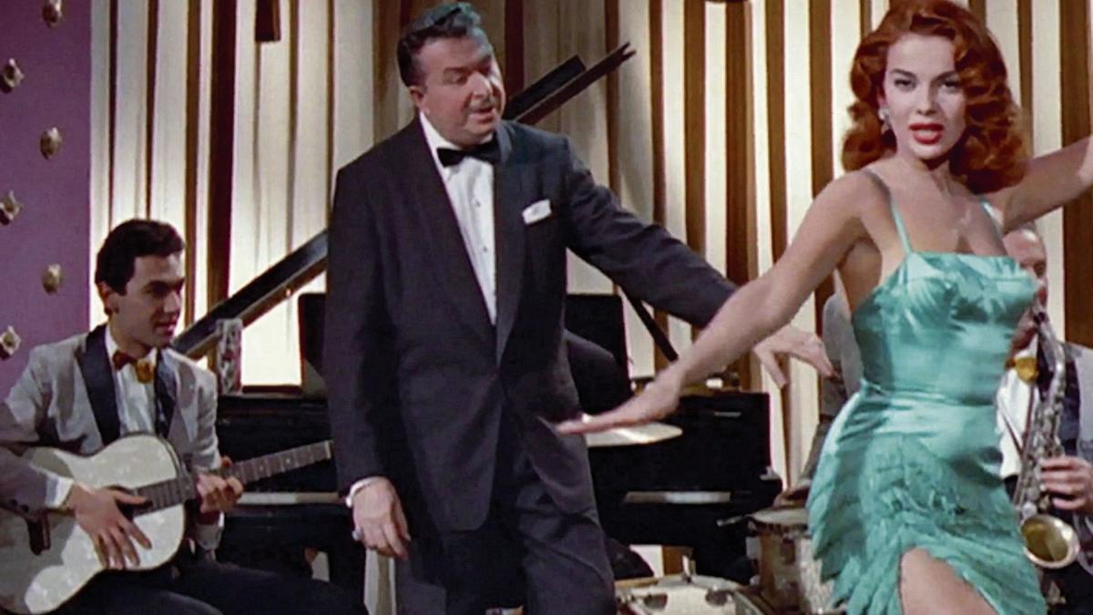 Xavier Cugat y su orquesta, con su mujer Abbe Lane