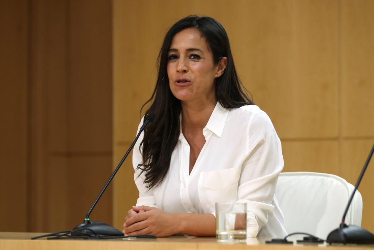 GRAF9652. MADRID, 17/06/2019.- La vicelacaldesa de Madrid, Begoña Villacís, durante la rueda de prensa que ha ofrecido este lunes junto al alcalde, José Luis Martínez-Almeida, tras la primera reunión de la Junta de Gobierno del Ayuntamiento. EFE/J.J. Guillén