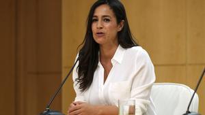 GRAF9652. MADRID, 17/06/2019.- La vicelacaldesa de Madrid, Begoña Villacís, durante la rueda de prensa que ha ofrecido este lunes junto al alcalde, José Luis Martínez-Almeida, tras la primera reunión de la Junta de Gobierno del Ayuntamiento. EFE/J.J. Guillén