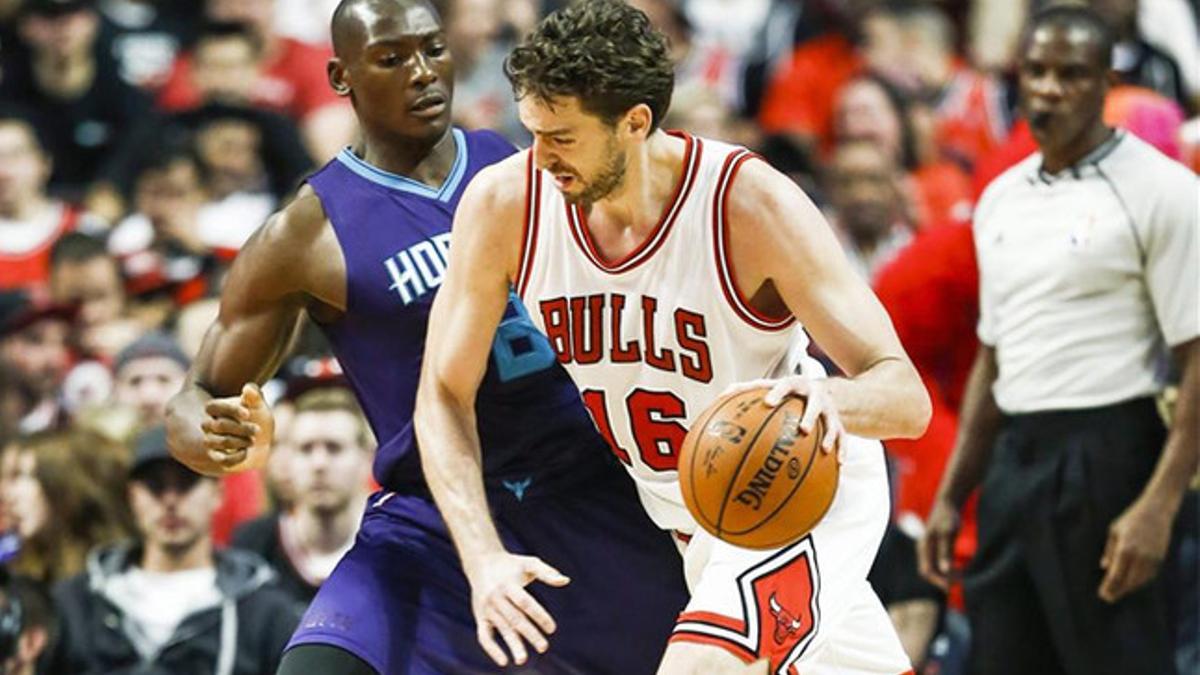 Gasol ha empezado con buen pie en Chicago