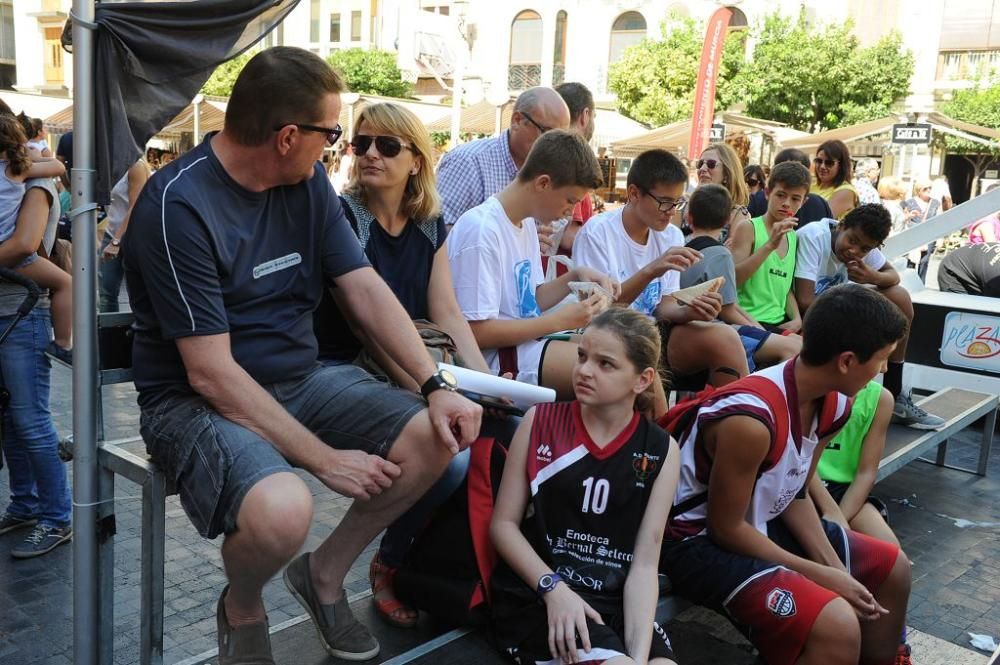 Baloncesto 3x3 en la Plaza Belluga