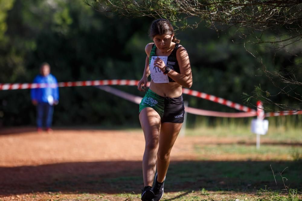 El circuito de cross de Buscastell acogió este sábado la primera prueba de campo a través de la temporada en Ibiza para categorías inferiores