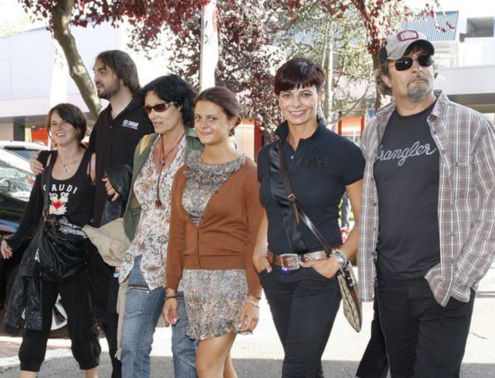 Natalia Estrada junto a su hija en una visita pasada a Gijón.