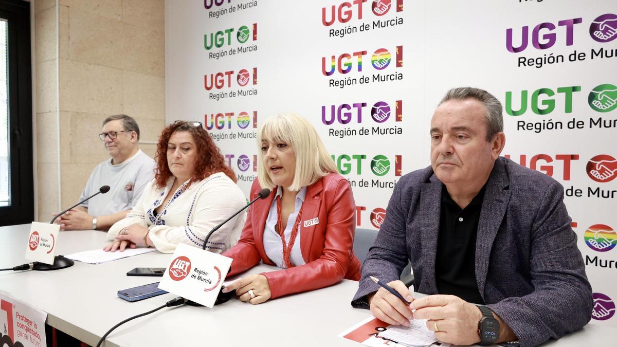 Santiago Navarro, Paqui Sánchez, Julia Martínez y Joaquín Sánchez.