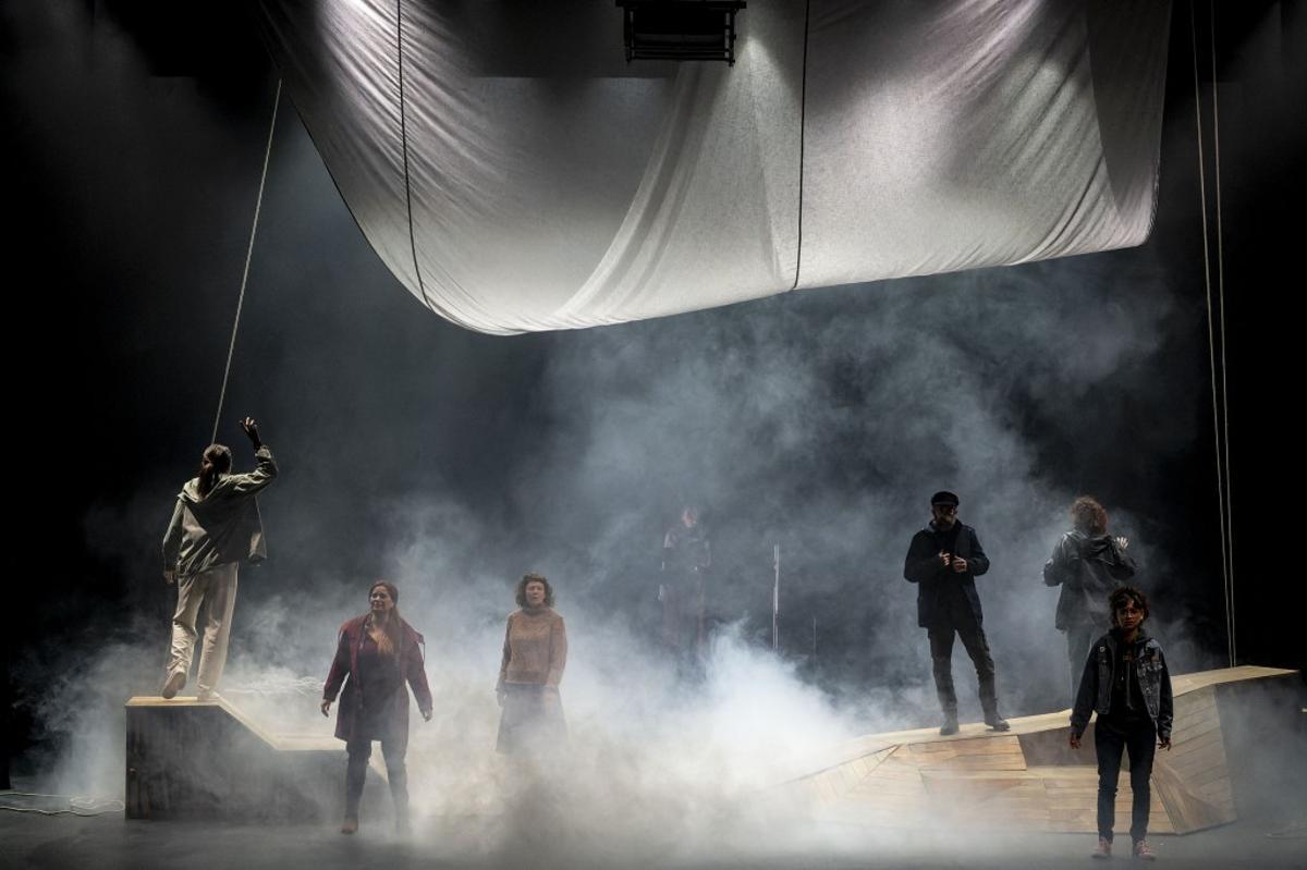 Escena de la obra "Plenamar".