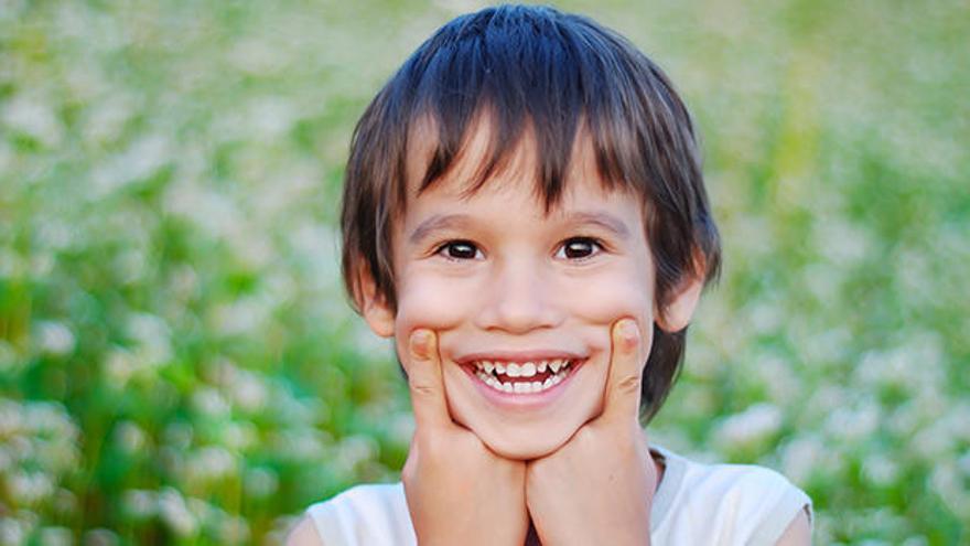 10 consejos para padres primerizos sobre cómo cuidar los dientes del bebé