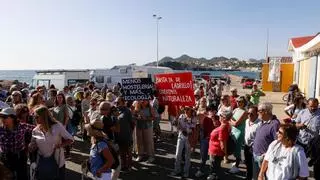 Los vecinos de Cabo de Palos protestan por el plan de construcción de un restaurante en Cala Salero