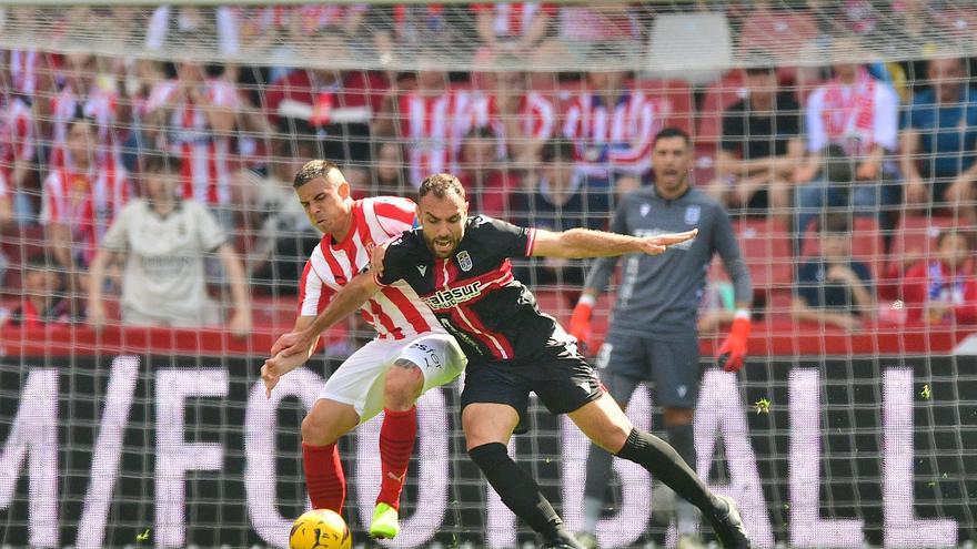 El FC Cartagena suma su segunda derrota consecutiva en El Molinón (1-0)