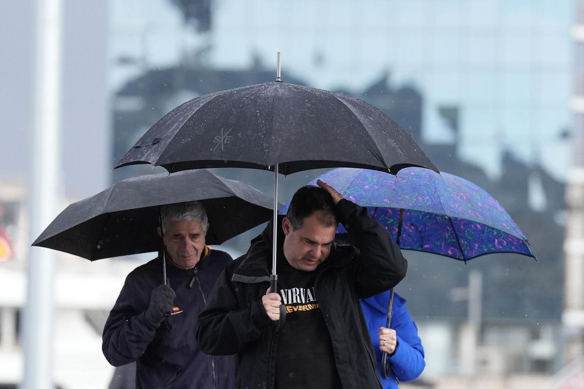 La borrasca Kristin provoca una caiguda de les temperatures a Catalunya i activa avisos per vents huracanats