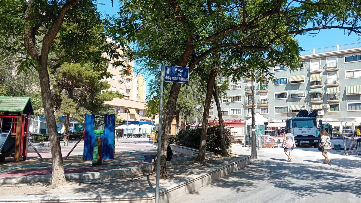 Obras en la plaza del Maestro Joaquín Rodríguez