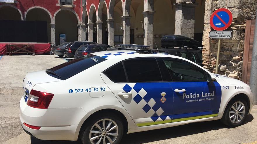 hi havia diversos testimonis que van veure el què havia passat i de seguida van alertar la Policia Local