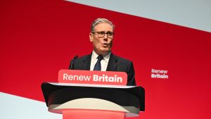 Starmer eleva el to i carrega contra les "mentides del Brexit"